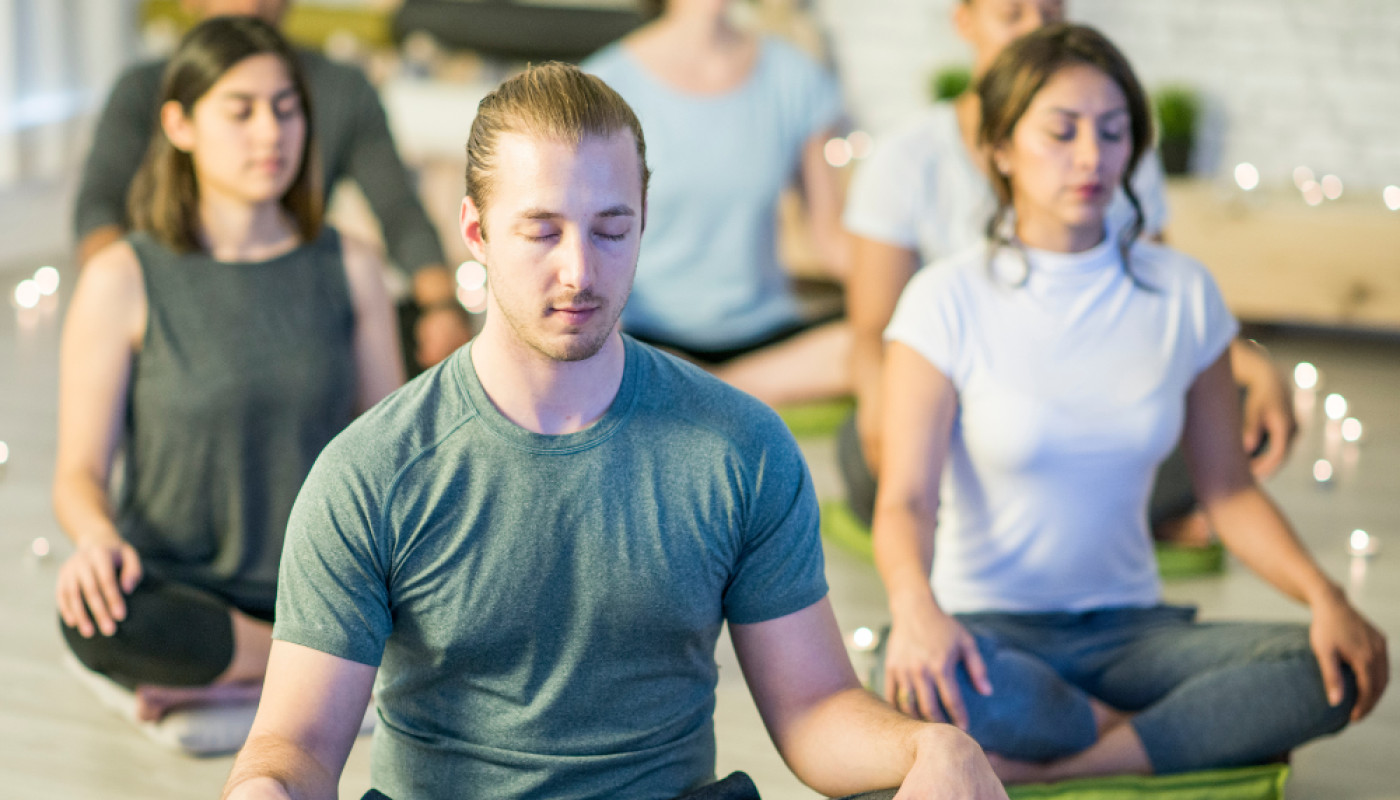Danse, massage, méditation, repas bio : faites le plein d’énergie à l’occasion de ce stage de bien-être en Bretagne !